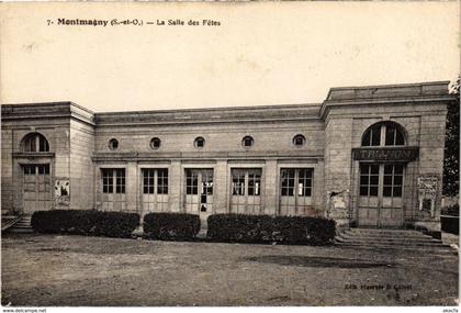 CPA MONTMAGNY - La Salle des Fetes (107092)