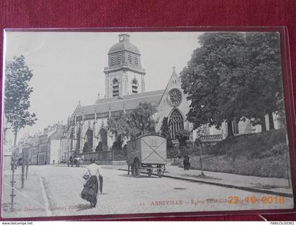 CPA - Abbeville - Eglise Saint-Gilles (façade latérale)