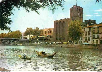 34 - Agde - Les Quais de la Marine et lo Cathédrale Saint-Etienne - Flamme Postale de Agde - CPM - Voir Scans Recto-Vers