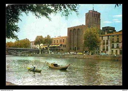 34 - Agde - Les Quais de la Marine et lo Cathédrale Saint-Etienne - Flamme Postale de Agde - CPM - Voir Scans Recto-Vers