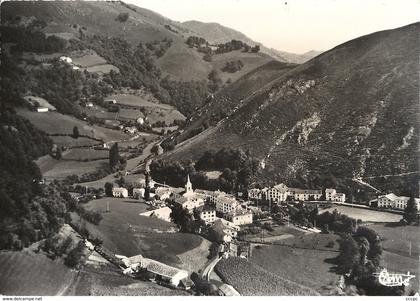 CPSM Les Aldudes vue générale aérienne