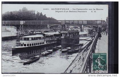 ALFORTVILLE DEPART DES BATEAUX