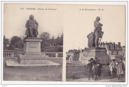 Statues de Chevreul et Beaurepaire