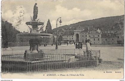 Annecy - Place de l'Hôtel de Ville