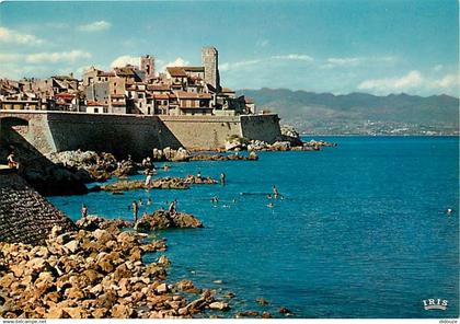 06 - Antibes - La Vieille ville et ses remparts - CPM - Carte Neuve - Voir Scans Recto-Verso