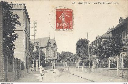 CPA Antony La Rue des Deux-Gares