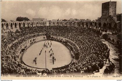 Arles - Les Arenes