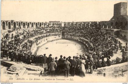 Arles - Les Arenes