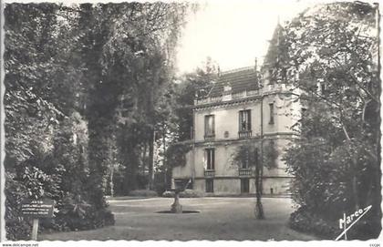 CPSM Aulnay-sous-Bois parc Dumont