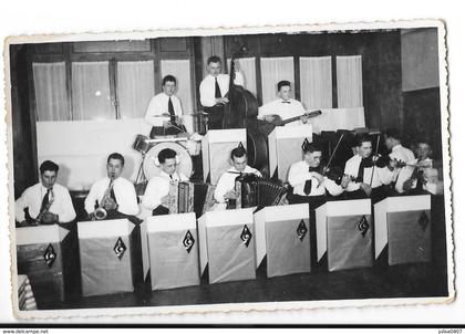 AUXONNE (21) carte photo orchestre bal du Grand Cerf 1953