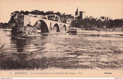 84 AVIGNON LE PONT D AVIGNON ET LE PALAIS DES PAPES