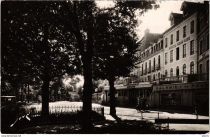 CPA BAGNERES-de-BIGORRE - Promenade des Coustous (110383)