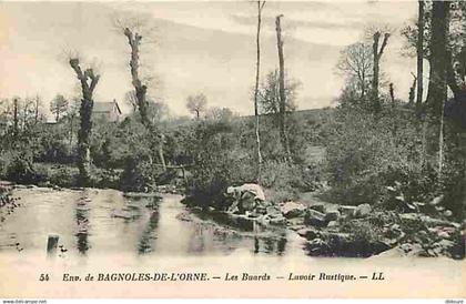 61 - Bagnoles de l'Orne - Environs de Bagnoles de l'Orne - Les Buards - Lavoir rustique - Animée - CPA - Voir Scans Rect