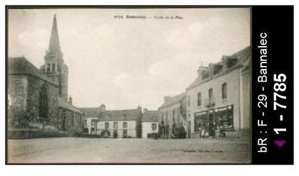 29 Bannalec - 7033. Bannalec - Place de la Paix - place de la paix quincaillerie - cpa -  /  D29D  K29004K  C29004C