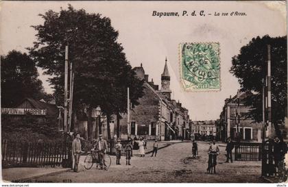 CPA BAPAUME-La rue d'ARRAS (45674)