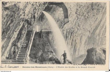 Baume-les-Messieurs - L'Entrée des Grottes et la Grande Cascade