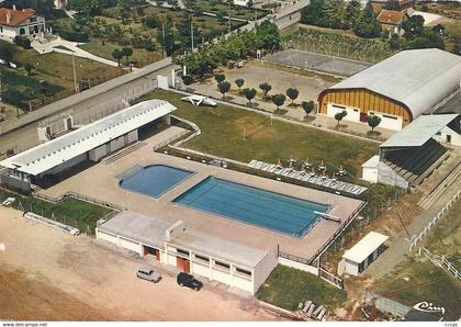 CPSM Beaumont-de-Lomagne vue aérienne La Piscine