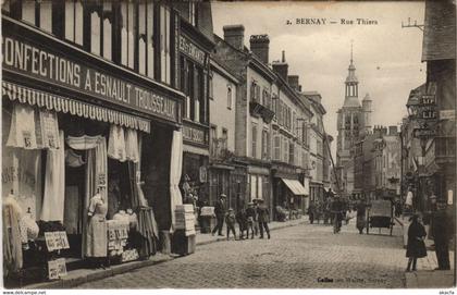 CPA BERNAY-Rue Thiers (43360)