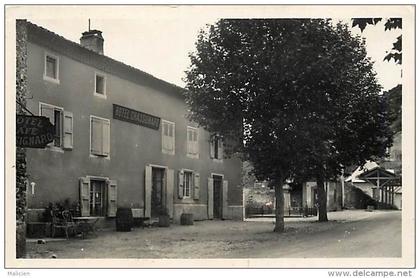 - haute loire -ref- A528 - blesle - le vallat - place du marche - hotel chassignard - carte bon etat -