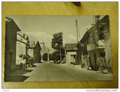 BOEGE-126-PLACE DE L'EGLISE