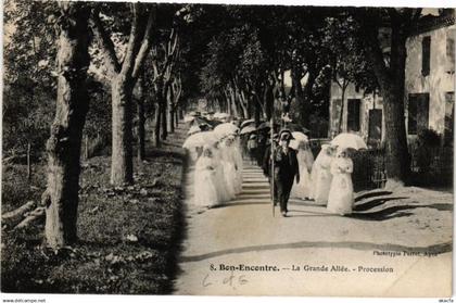 CPA BON-ENCONTRE - La Grande Allée - Procession (210657)