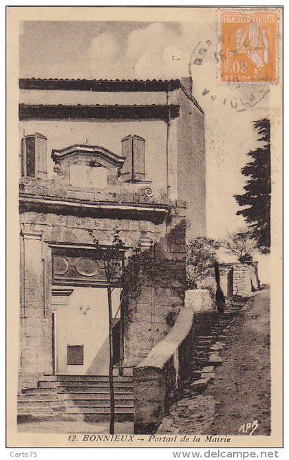 Bonnieux 84 - Portail Mairie