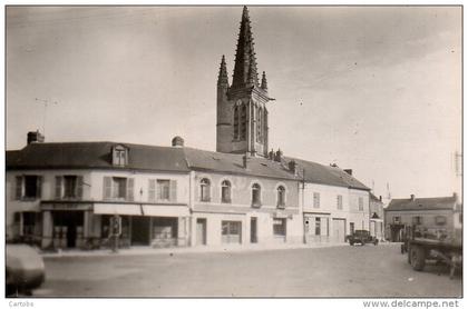 60 BORAN-sur-OISE  Place Bourgeois