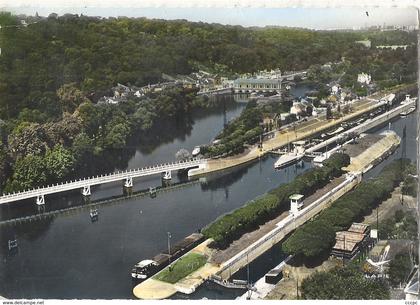 CPM Bougival Vue aérienne les Ecluses