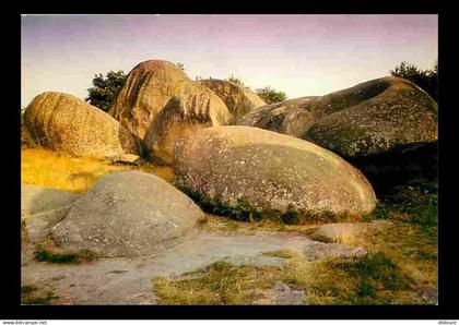 23 - Boussac - Environs de Boussac - Les Pierres Jaunatres - CPM - Voir Scans Recto-Verso