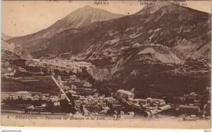 CPA AK Briancon Panorama sur Briancon et les Forts FRANCE (1210508)