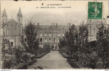 CPA BRIOUZE-La Communauté (29588)