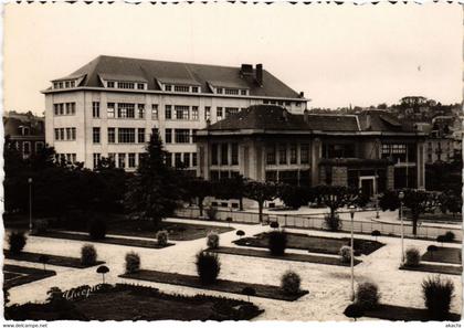 CPM Brive-la-Gaillarde - Les Jardins de la Poste (1039958)