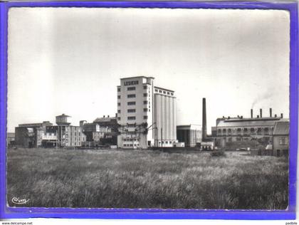 carte postale 59. Capelle-la-Grande  Usine LESIEUR  chateau d'eau très beau plan