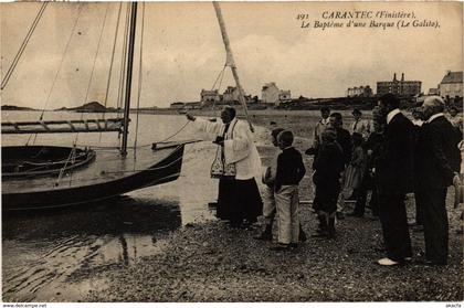 CPA CARANTEC Le Bapteme d'une Barque (252844)