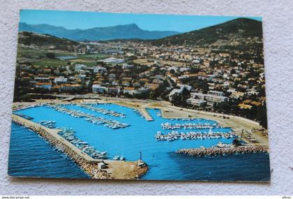 Cpm 1984, Carqueiranne, le port des Salettes et la ville, Var 83