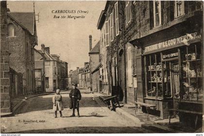 CPA CARROUGES Rue Ste-Marguerite (868634)