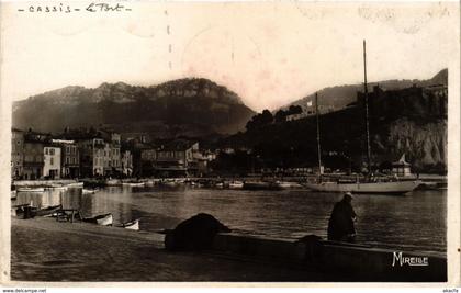 CPA CASSIS - Le Port (213762)