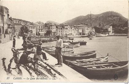 CPA Cassis Le Quai Barthélémy