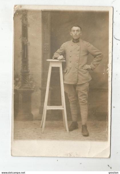 CAVAILLON (VAUCLUSE) ? CARTE PHOTO AVEC MILITAIRE FRANCAIS