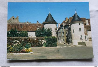 Cpm, Chablis, place Lafayette, l'ancienne porte Noel, Yonne 89