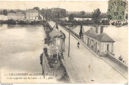 CPA Chalonnes-sur-Loire Pont suspendu sur la Loire