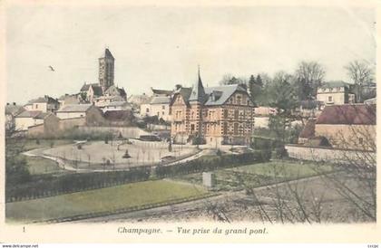 CPA Champagne-sur-Oise Vue prise du grand Pont