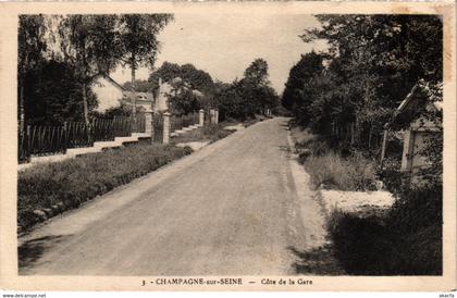 CPA CHAMPAGNE-sur-SEINE - Cote de la Gare (988842)