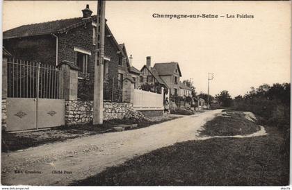 CPA CHAMPAGNE-sur-SEINE - Les Poiriers (120048)