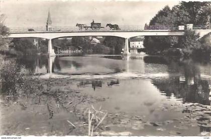 CPSM Nogent-sur-le-Loir Environs de Château-du-Loir