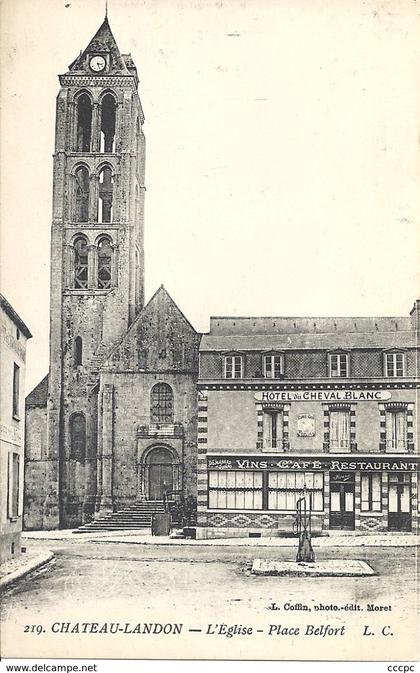 CPA Chateau-Landon L'Eglise Place Belfort