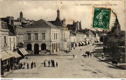 CPA CHAUVIGNY - Entrée de la Ville (111715)