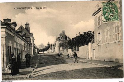 CPA Ceur-CHEVERNY - Rue de BLOIS (208722)