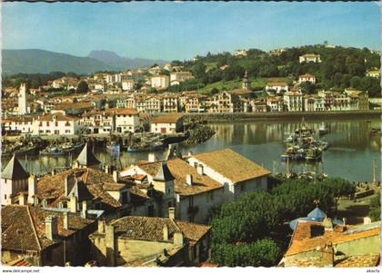 CPM CIBOURE Vue Generale de Ciboure depuis Saint-Jean-de-Luz (1166942)