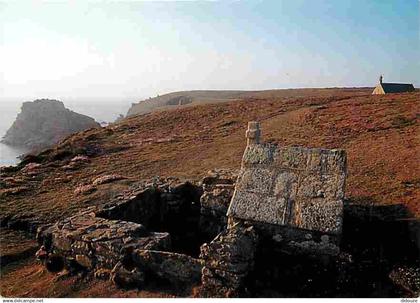 29 - Cleden - Cap Sizun - La Fontaine et la Chapelle Saint They sur les Falaises de la Pointe du Van - Voir Scans Recto